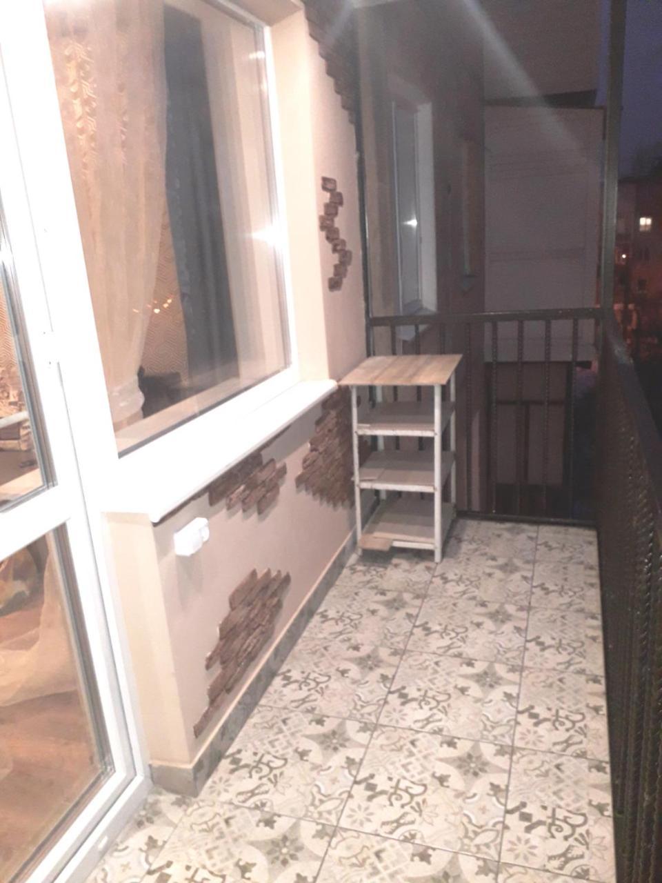 Apartment 30 m2 on Sergei Esenin 11 Charkiw Exterior foto