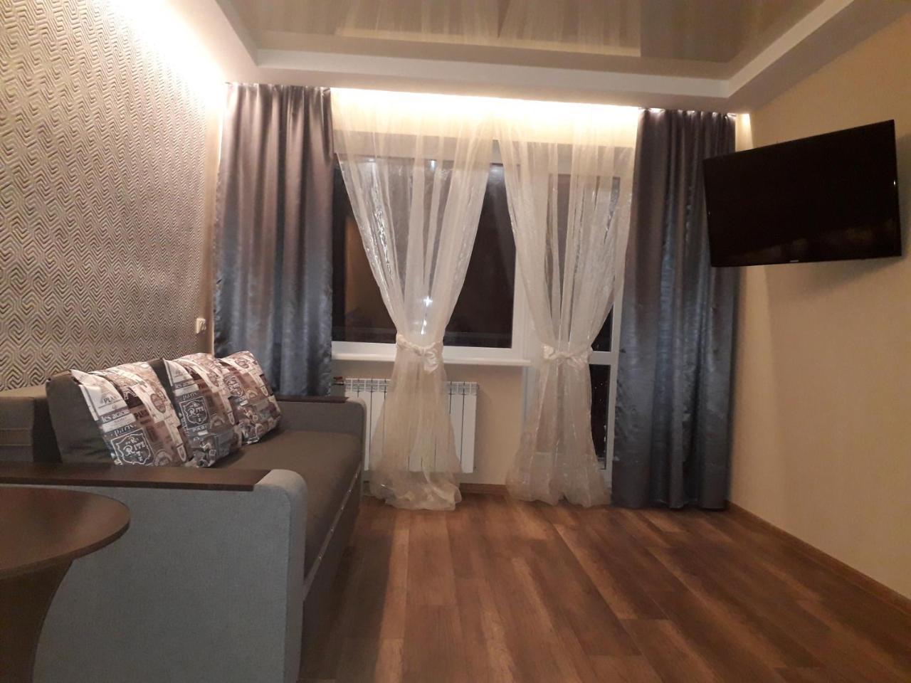 Apartment 30 m2 on Sergei Esenin 11 Charkiw Exterior foto